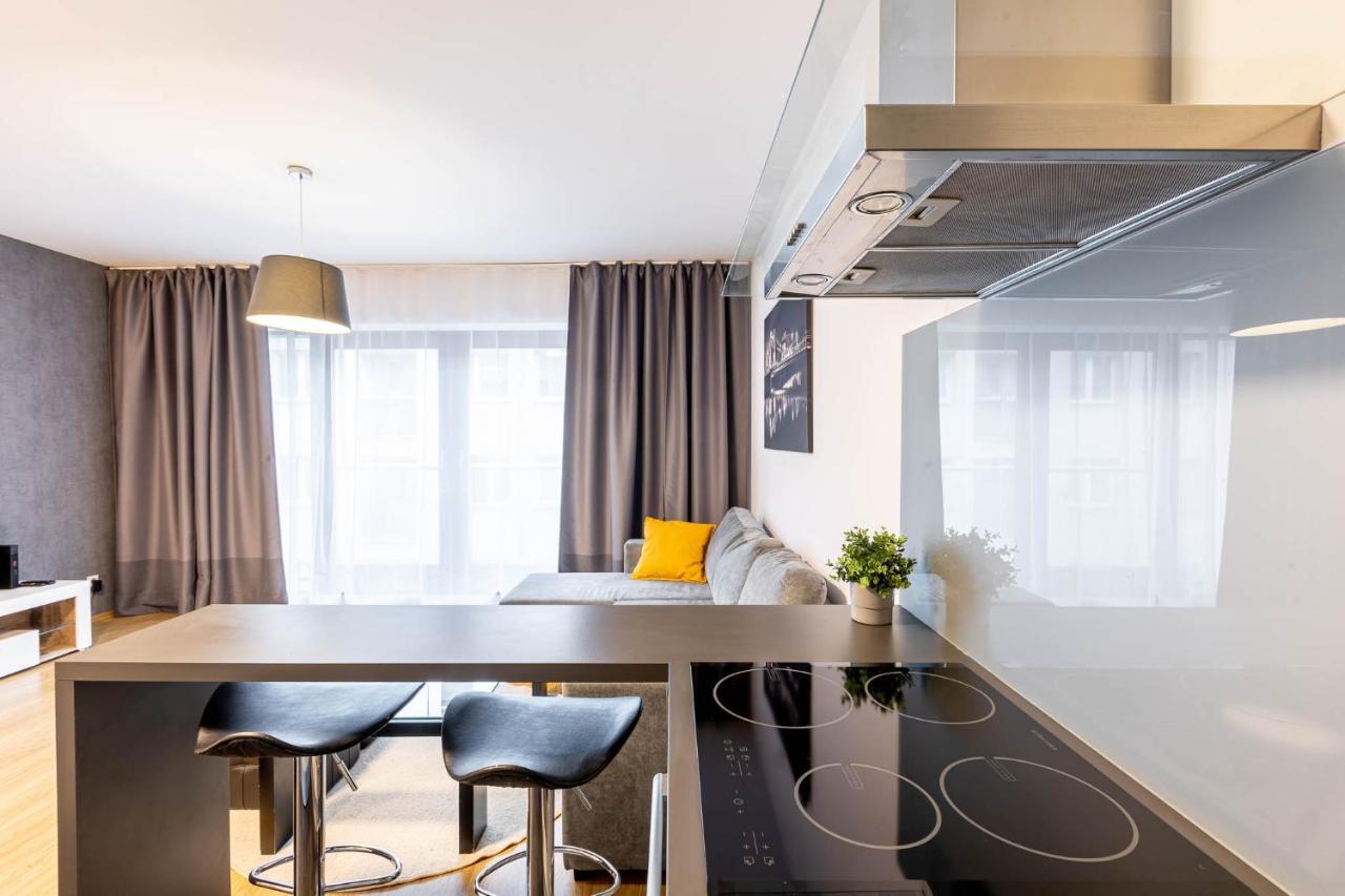 Apartament Just In Center Вроцлав Екстериор снимка