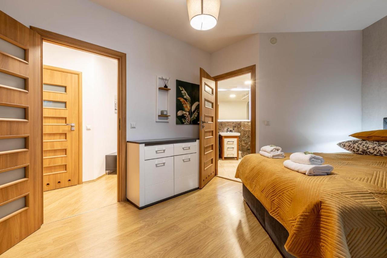 Apartament Just In Center Вроцлав Екстериор снимка